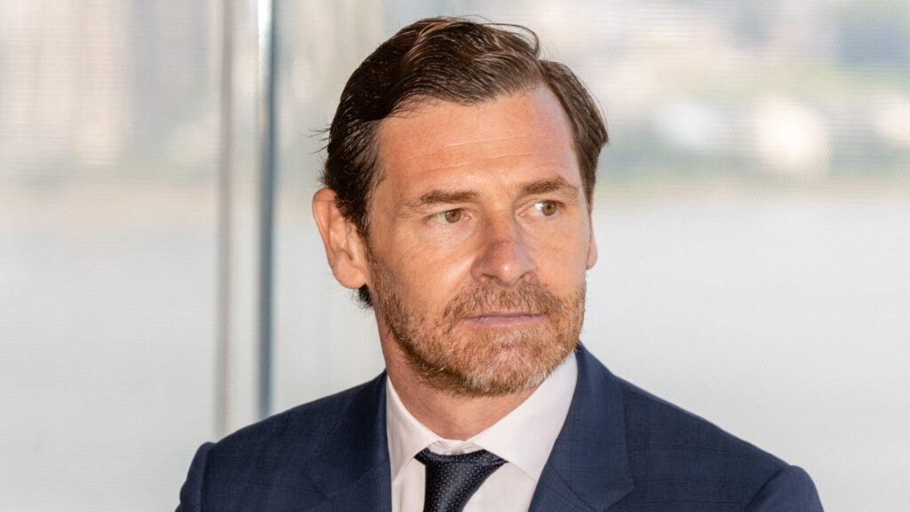 André Villas