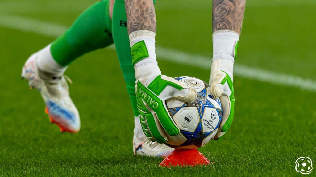 Champions League: confronto entre os dois primeiros e os dois últimos na jornada 5