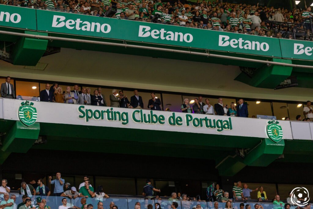 Janeiro promete trabalho: Sporting tem três situações a resolver no mercado de inverno
