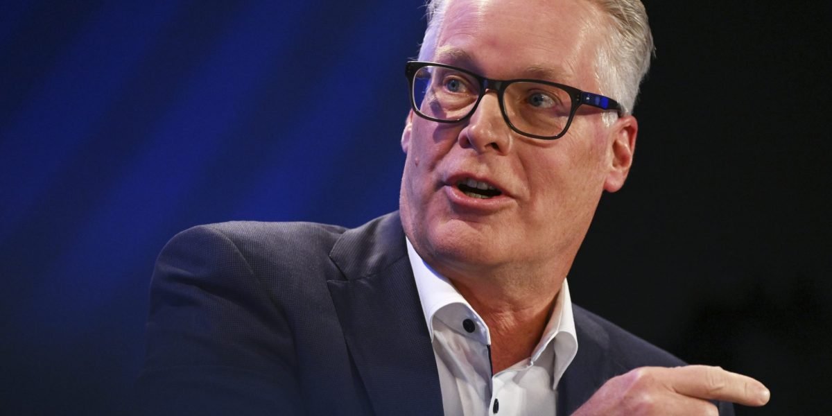 Como o CEO da Delta, Ed Bastian, construiu uma parceria massiva com a American Express que agora gera mais de 10% da receita da companhia aérea