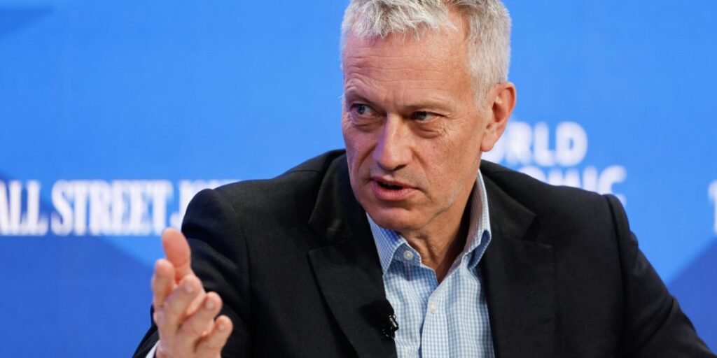 O presidente da Coca-Cola, James Quincey, diz que chegar ao C