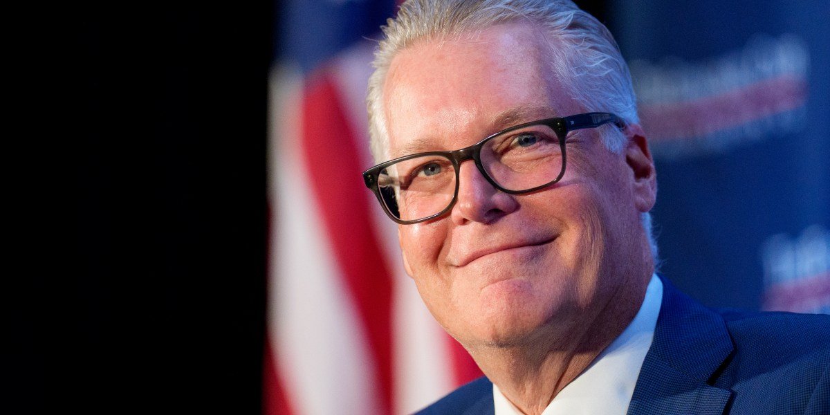 O CEO da Delta passou 15 anos transformando a companhia aérea em uma marca premium. Agora, ela cobra 20% a mais por assento do que os rivais.