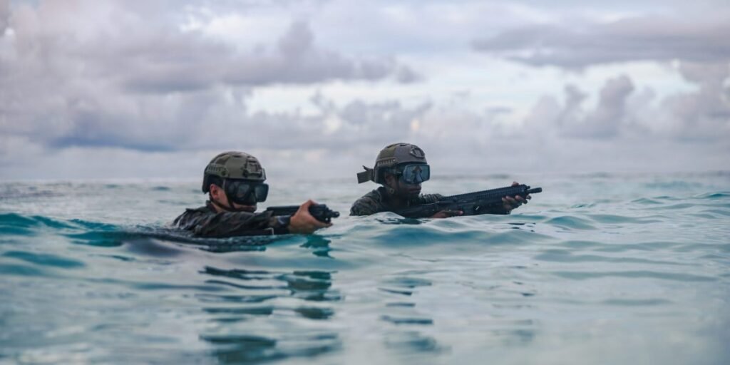 Trump acalma mercados para lutar mais e sempre utiliza os ativos militares que despliega, enquanto mais poder de combate se dirige ao Irã, diz especialista em Oriente Médio