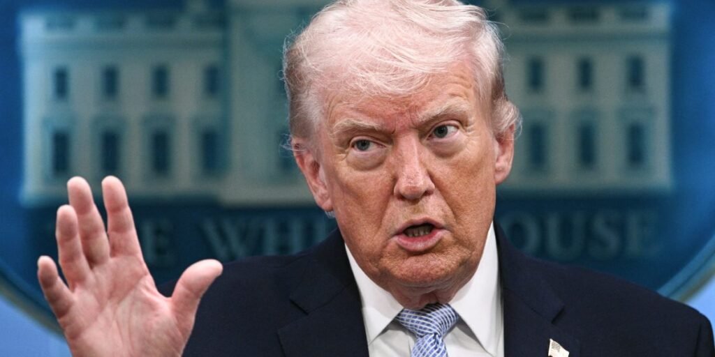 Há dois anos, a Arábia Saudita cancelou silenciosamente o acordo do 'petrodólar' com os Estados Unidos que conectou a economia mundial por 50 anos. Então, a guerra eclodiu no Irã.