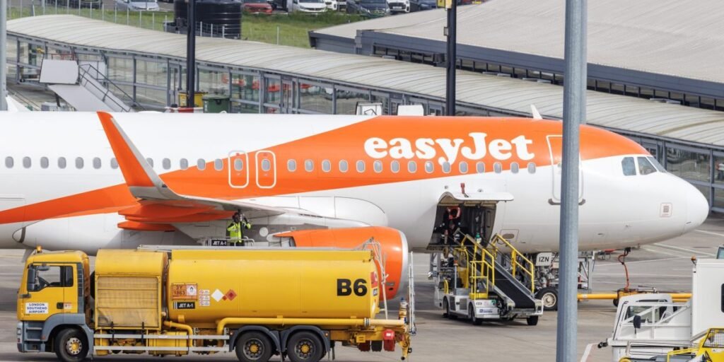 A onda de aumento do combustível de aviação está fazendo conexões aéreas globais desaparecerem