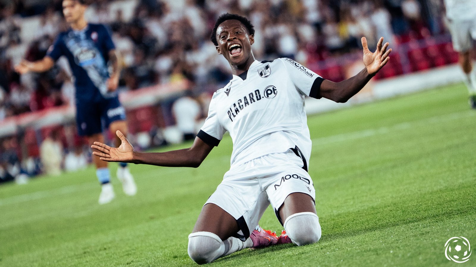 Oumar Camara brilha no Vitória SC e clubes da Série A fazem contatos: novidades a caminho