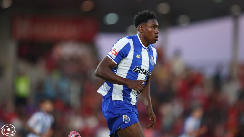 Samu Aghehowa alcança 40 golos pelo FC Porto, mas expressa descontentamento pelo golo sofrido