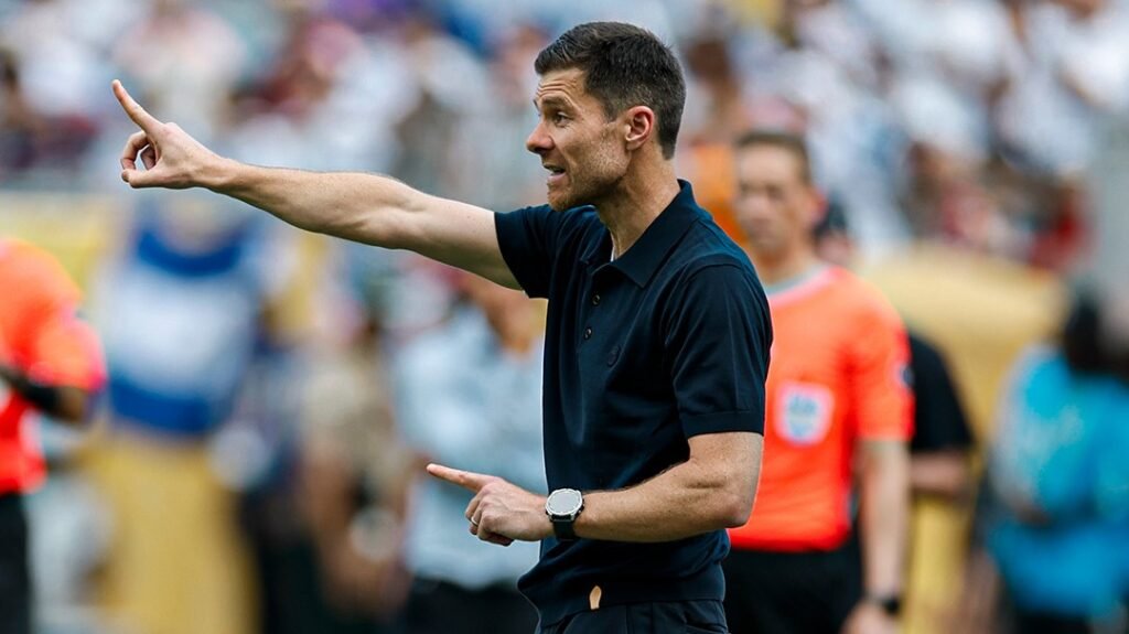 Pai de jogador critica Xabi Alonso e cita a Bíblia em reprovação