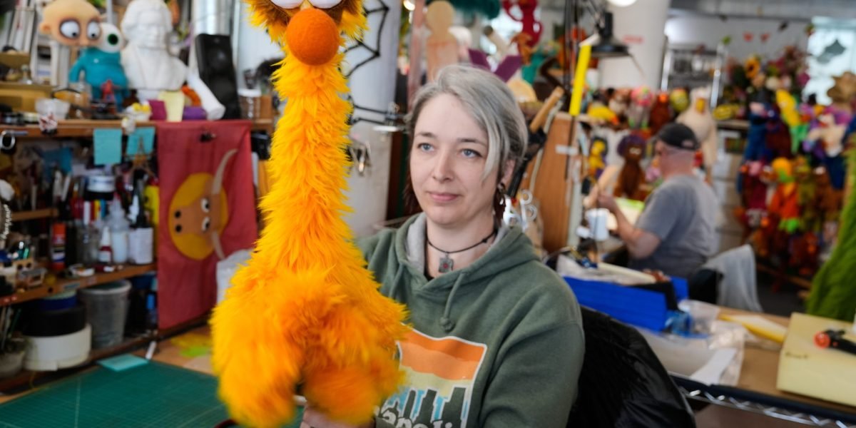 Por 60 anos, ninguém sabia onde os Muppets eram feitos. Agora você pode ver.