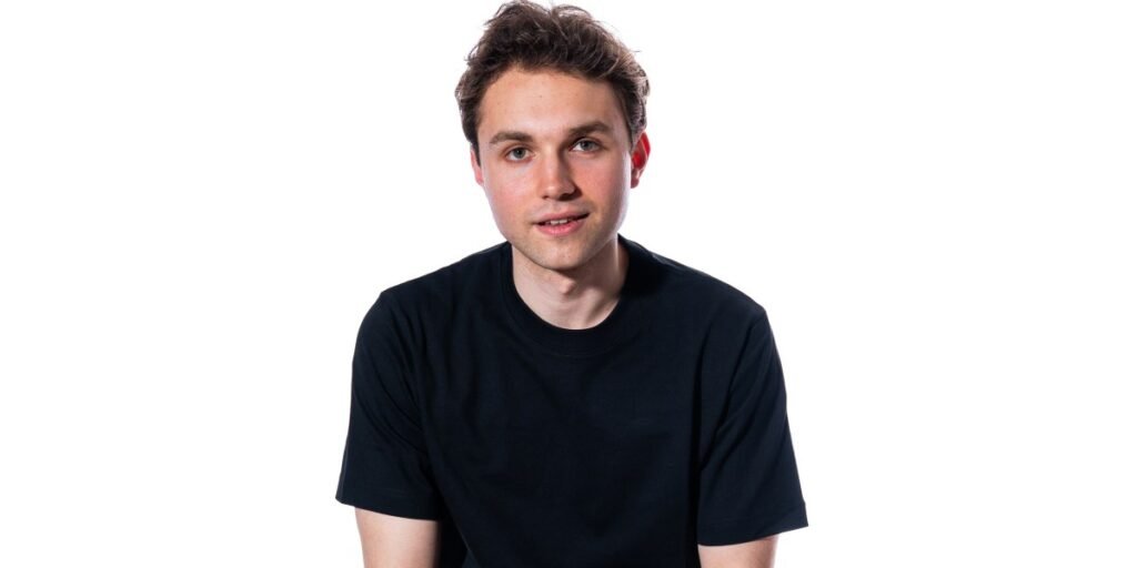 Este banco de stablecoin em ascensão acaba de ganhar uma rara carta da OCC e levantou 40 milhões de dólares. Seu CEO tem apenas 25 anos.