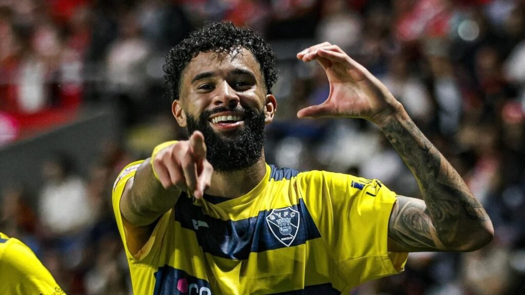Pablo Felipe em modo goleador conquista prémio de Avançado do Mês