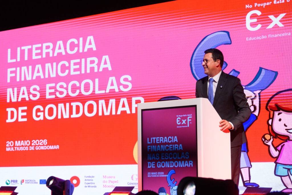 Aprender a Poupar: Um Projeto de Literacia Financeira para Mais de 7.600 Alunos em Gondomar