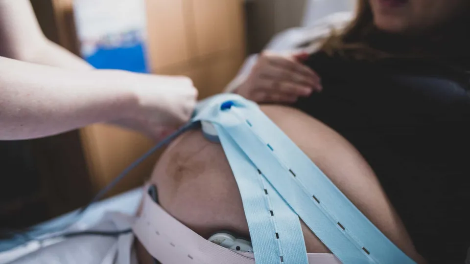 Bastonário solicita regulamentação para acompanhamento de gestantes