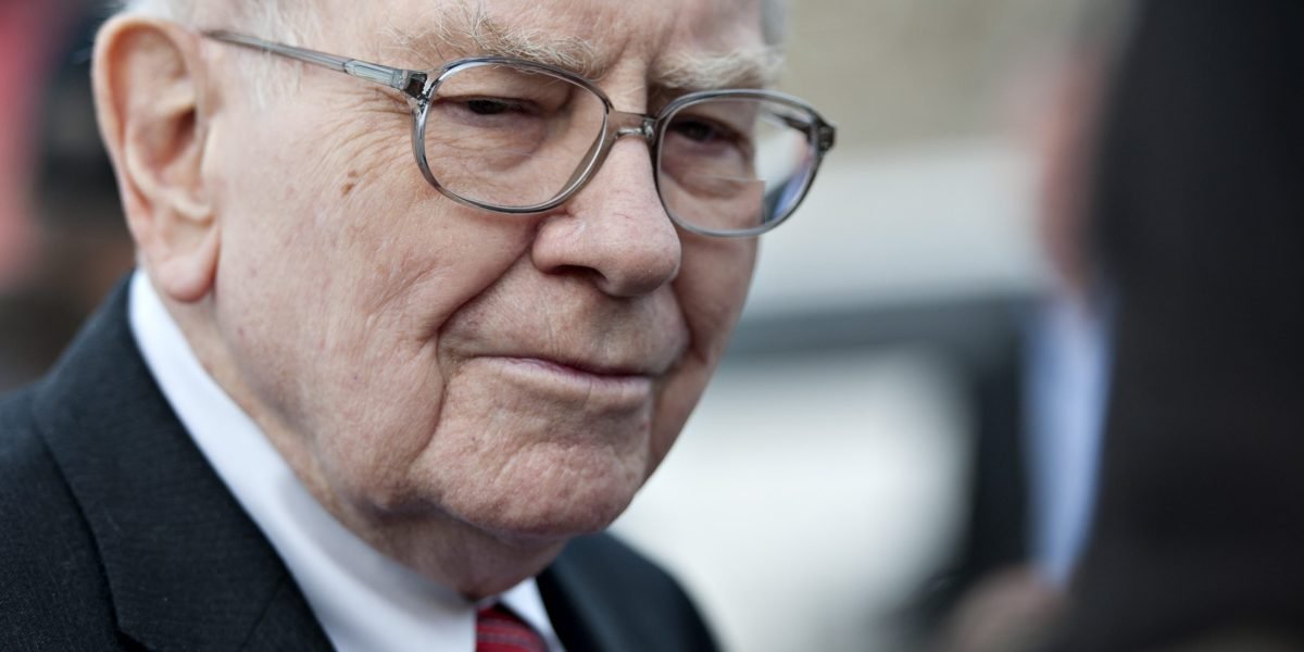 Contas Trump agora disponíveis para crianças: onde o dinheiro será investido no mercado de ações, seguindo o conselho de Warren Buffett.